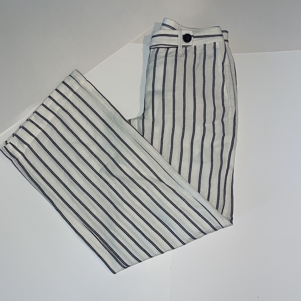 J. Jill linen cream/navy wide leg trouser.